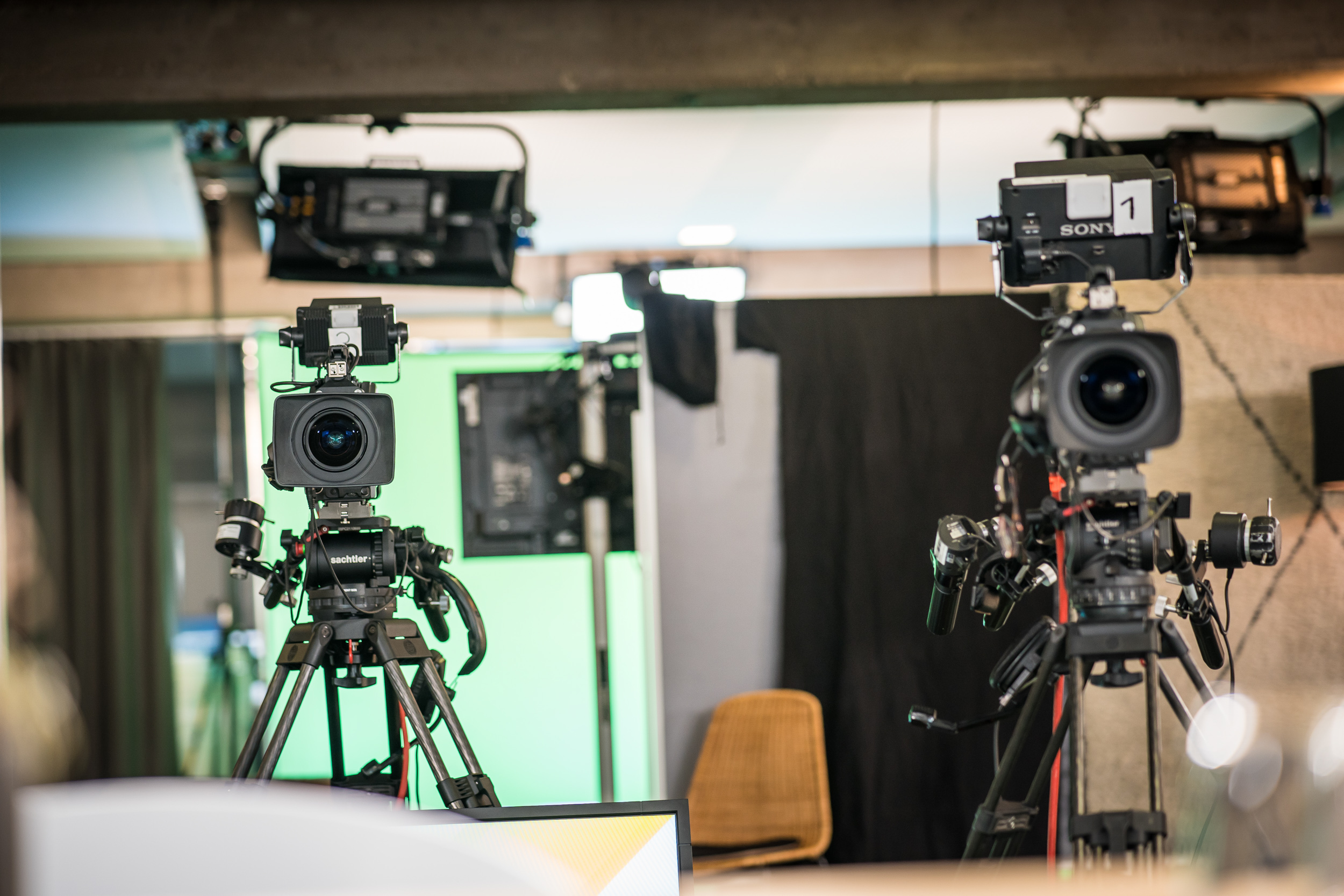 Kameraaufbau zu digitalem Kongress der SAP mit Holger Erdrich als Moderator